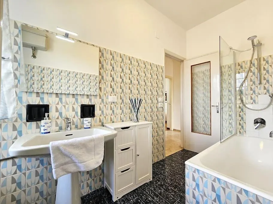 Parking,Wifi, Netflix - Sunny Sea View Haven Apartment Rapallo