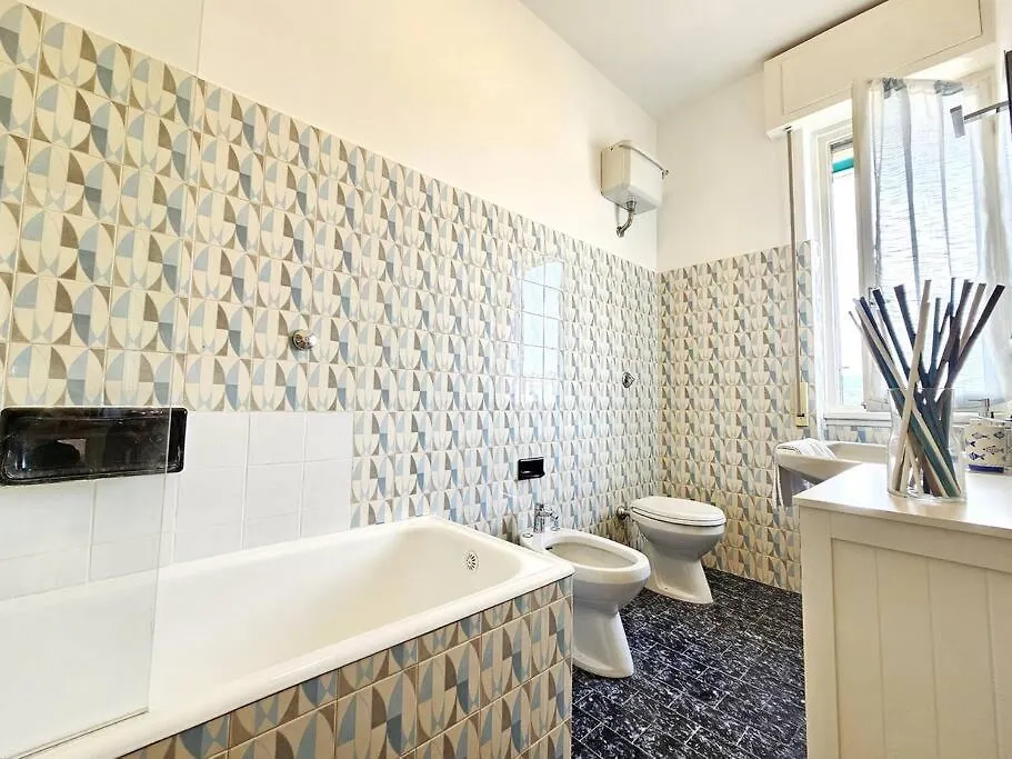 Parking,Wifi, Netflix - Sunny Sea View Haven Apartment Rapallo Italy
